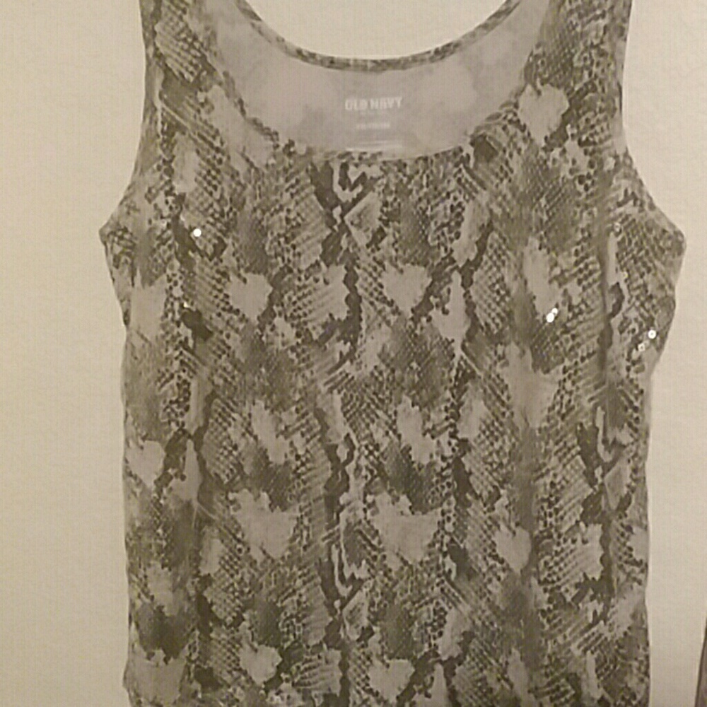 Old Navy tank top